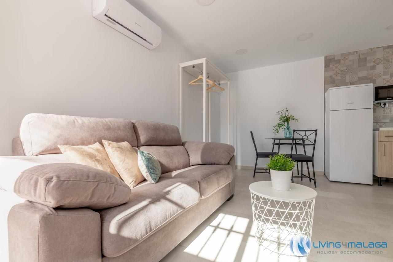 Living4Malaga Pedregalejo Beach Extérieur photo